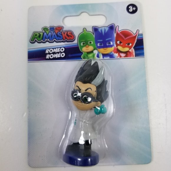 PJ Masks Action Figures Cake decoration set approximately 2" + - Picture 8 of 11